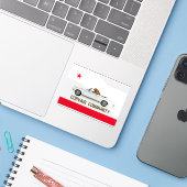 Corvair Community California EM vlag Sticker (Laptop met iPhone)