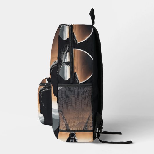 Cosmic Edge: Astronaut Embleem Bedrukte Rugzak (Rechts)