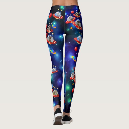 Cosmic Kittens in Alien Spaceship UFO Sci-fi Scene Leggings (Achterkant)