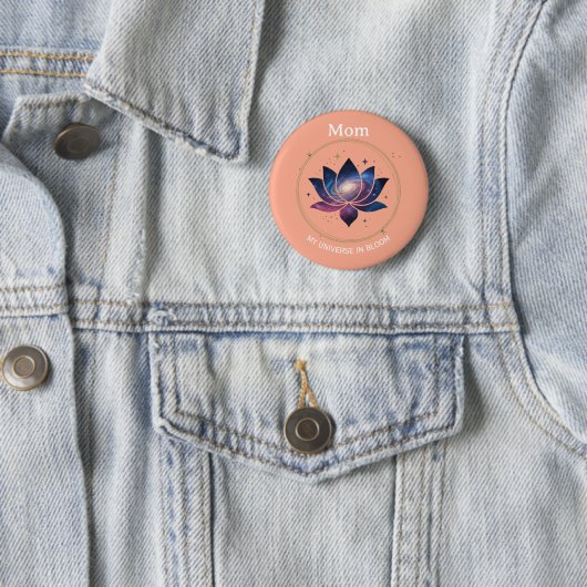 Cosmic Lotus Flower Mom Bloom Ronde Button 5,7 Cm (In situ)
