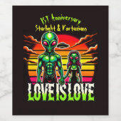 Cosmic Love beroemd gemaakt door Alien Couple Wijn Etiket (Enkel label)