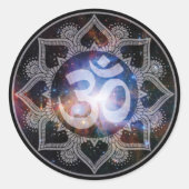 Cosmic Om Mandala Ronde Sticker (Voorkant)