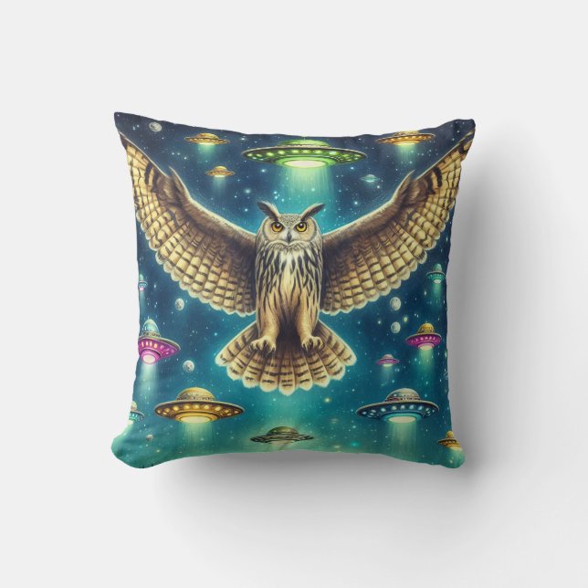 Cosmic Owl Nightscape - UFO's in de lucht Kussen (Voorkant)