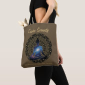 Cosmic Serenity Meditation – Galaxy Mandala  Tote Bag (Dichtbij)