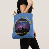 Cosmische Bergoproep Tote Bag (Dichtbij)