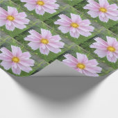 Cosmos - Bleek roze en groene ECHO PRINT - Cadeaupapier (Hoek)