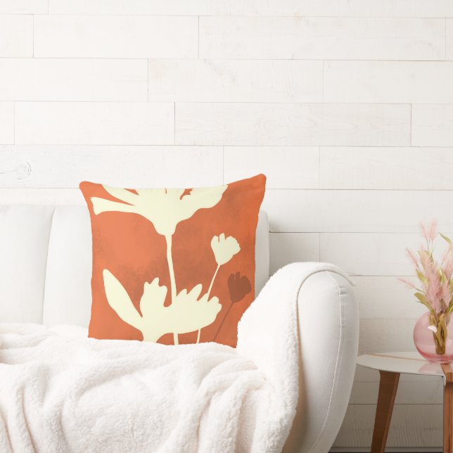 Cosmos Bloemensilhouet met oranje achtergrond Kussen (Bank)