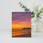 Costa Ricaans stel zonsondergang Briefkaart (Staand voorkant)