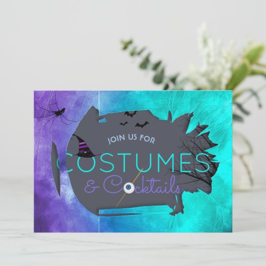Costumes en Cocktails Halloween Party Invitation Kaart (Staand voorkant)