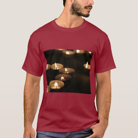 Cosy Candle Glow Aesthetic Graphic T-Shirt (Voorkant)