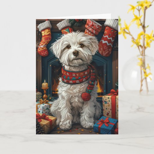 Coton De Tulear-hond met kerstcadeaus bij de open  Kaart (Gele Bloem)
