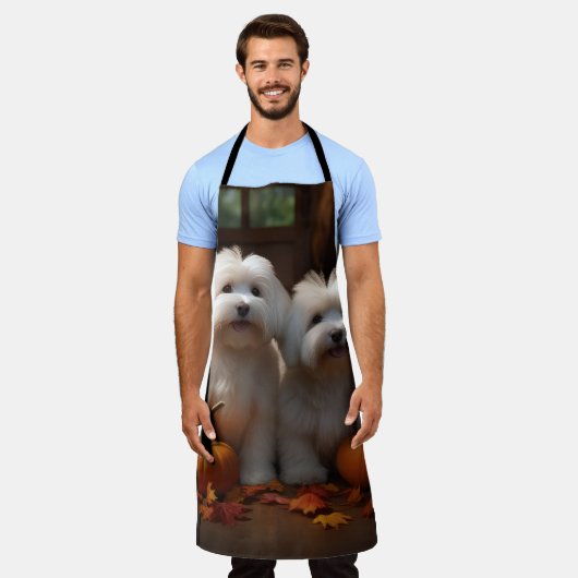 Coton De Tulear Puppy Herfst Delight Pompoen Schort (Gedragen)