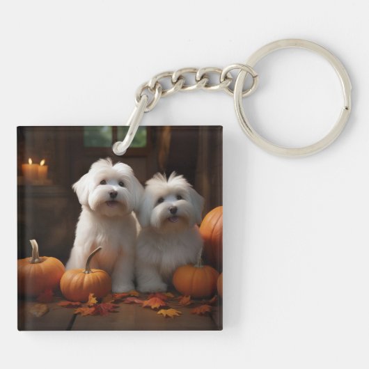 Coton De Tulear Puppy Herfst Delight Pompoen Sleutelhanger (Achterkant)