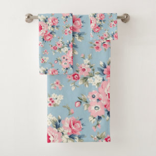 Cottage roze rozen op blauwe achtergrond bad handdoek