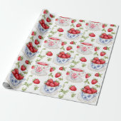 Cottagecore Aardbeienpatroon  Cadeaupapier (Uitgerold)