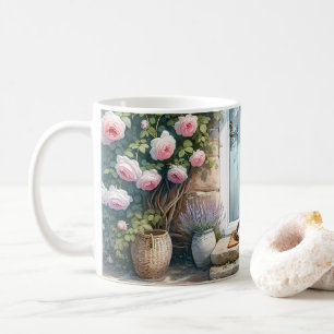 Cottagecore bloemenportiek met calicokat koffiemok