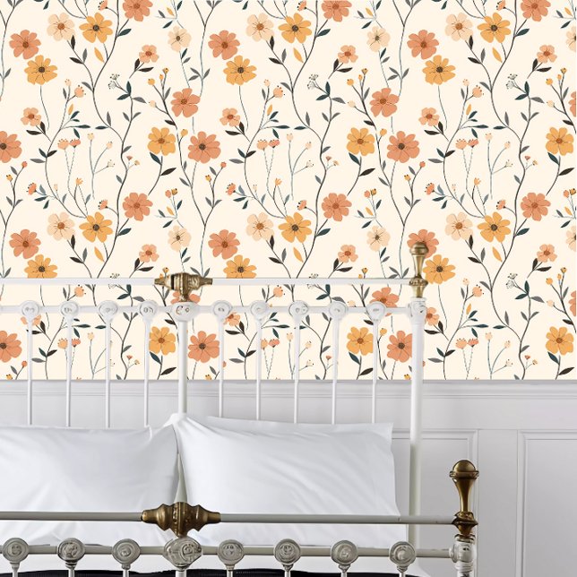 Cottagecore Koraal Bloemen Behang (Cottagecore Pink Floral Wallpaper behind a white metal bed frame. )