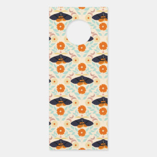 Cottagecore Mottenpatroon Kunst | Retro Bloemendes Deurhanger
