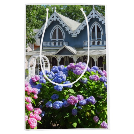 Cottages and Hydrangeas - Martha's Vineyard Medium Cadeauzakje (Voorkant)
