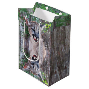 Cougar Cub Small of Medium Gift Bag Medium Cadeauzakje