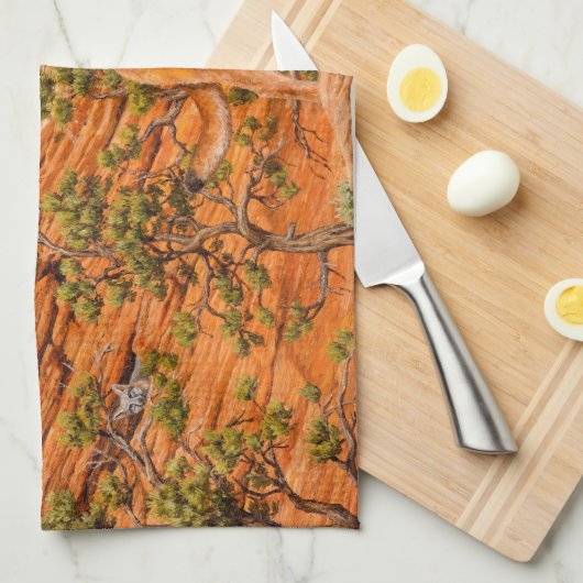 Cougar Mountain Lion in Zion National Park Theedoek (Quarter Fold)