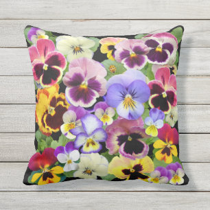 Coulurful Pansies Outdoor Pillow Buitenkussen