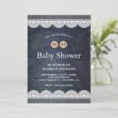 Country Blau Denim Wit Kant Baby Shower Kaart (Staand voorkant)