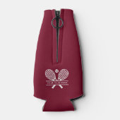 Country Club Naam Tennis Team Swag Custom Flesjeskoeler (Achterkant)