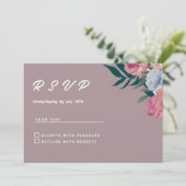 Country donkergroen roze paarse bloemen RSVP Kaart (Staand voorkant)