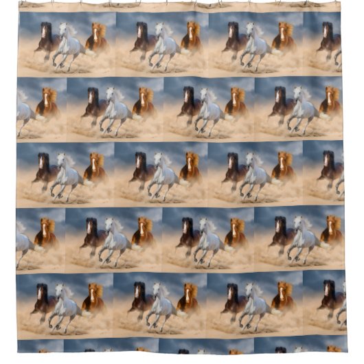 Country Living Wild Horses Douchegordijn (Voorkant)