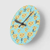 Country Powder Blue Yellow Sunflowers Wall Clock Ronde Klok (Hoek)