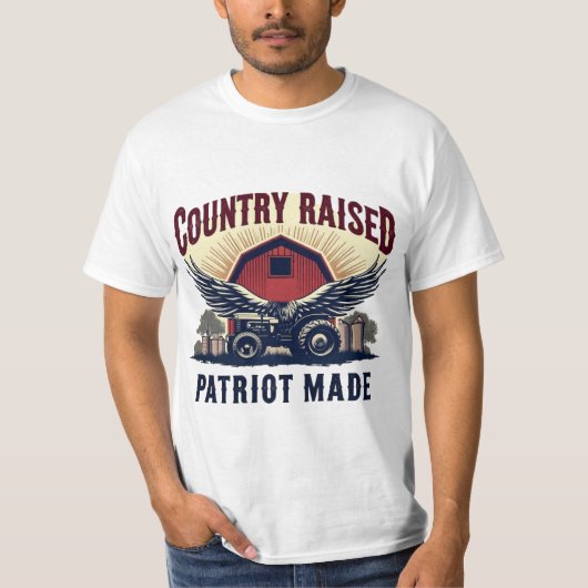 Country Raised Patriot Made Barn & Tractor met WiF T-shirt (Voorkant)