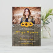Country Rustieke Zonnebloem Afstuderen Foto uitnod Kaart (Staand voorkant)