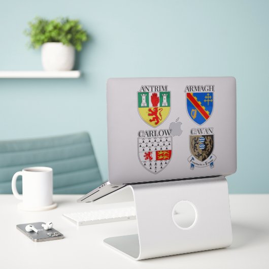 County Crests of Ireland Sticker Series 1-4 (Laptop op bureau)