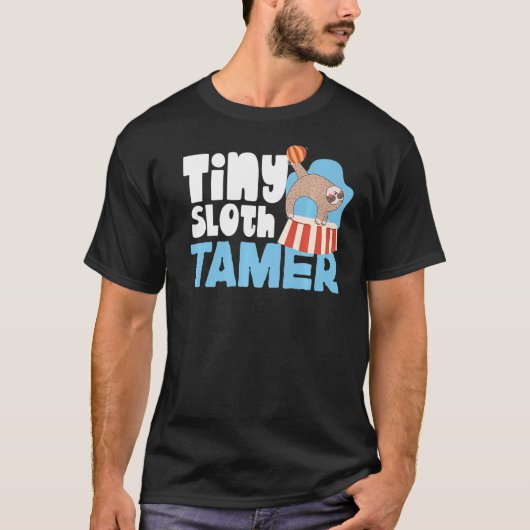 County Fair Tiny Sloth Tamer T-shirt (Voorkant)
