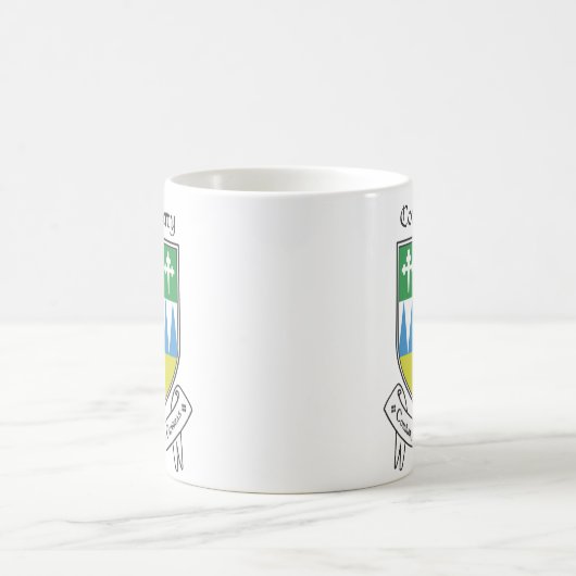 County Kerry Mok (Center)