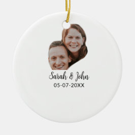 Couple face photo add name date simple wedding keramisch ornament