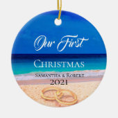 Couples First Christmas Name Date Tropical Beach Keramisch Ornament (Voorkant)