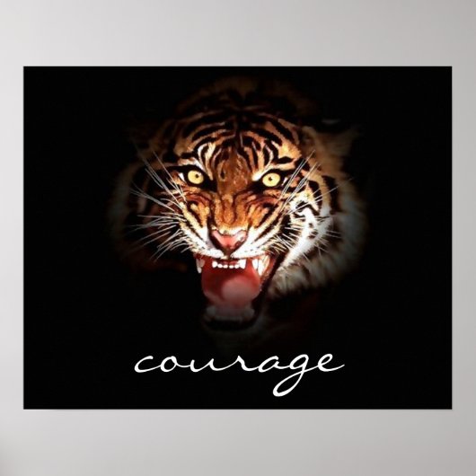 Courage Roaring Tiger in Shadow Poster Print (Voorkant)