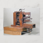 Couseuse', eerste naaimachine, 1830 briefkaart (Voorkant)