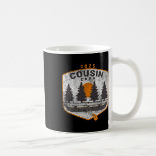 Cousin Camp 2025 Vintage Kano Kunst Zomer Familie Koffiemok