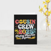Cousin Crew 2025 Zomervakantie Strand Familiereis Kaart (Gele Bloem)