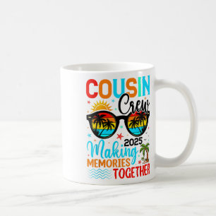 Cousin Crew 2025 Zomervakantie Strand Familiereis Koffiemok