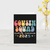 Cousin Squad Crew 2025 maakt herinneringen aan fam Kaart (Gele Bloem)