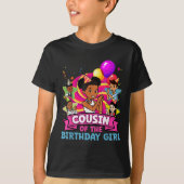 Cousin The Birthday Girl Party Pink Doll Family De T-shirt (Voorkant)