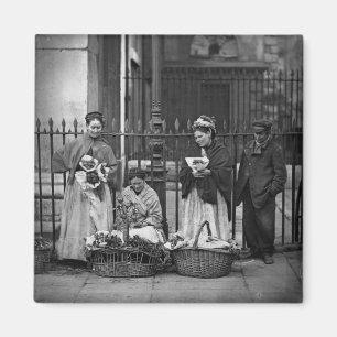 Covent Garden Flower Women uit 'Street Life in L' Magneet