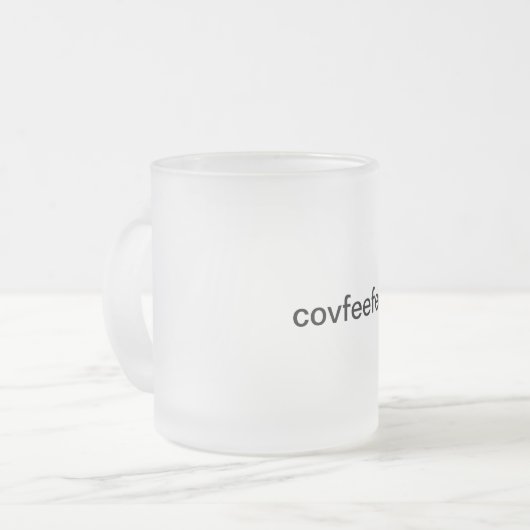 covfefe Mok ("covfeefee") (Voorkant links)
