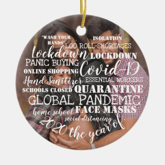 covid19 2020 het jaar van gezichtmaskers voegt uw keramisch ornament (Voorkant)