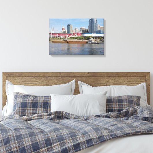 Covington & Barges Uitgerekt Canvas Print (Insitu (Slaapkamer))