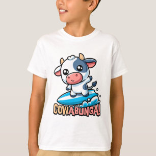 Cowabunga. Schattige Surfen Koe Pun T-shirt